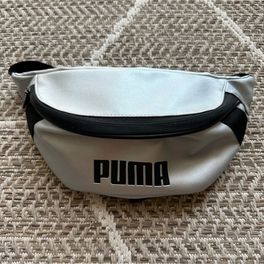 Puma Waist/Fanny Pack (Silver, O/S)
